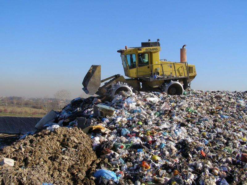 discarica rifiuti