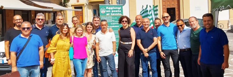 31/07/2023 – GALLERIA FOTOGRAFICA SULLA FIRMA DELLA LEGGE DI INIZIATIVA POPOLARE CHE PROMUOVE LA PARTECIPAZIONE DEI LAVORATORI ALL’IMPRESA