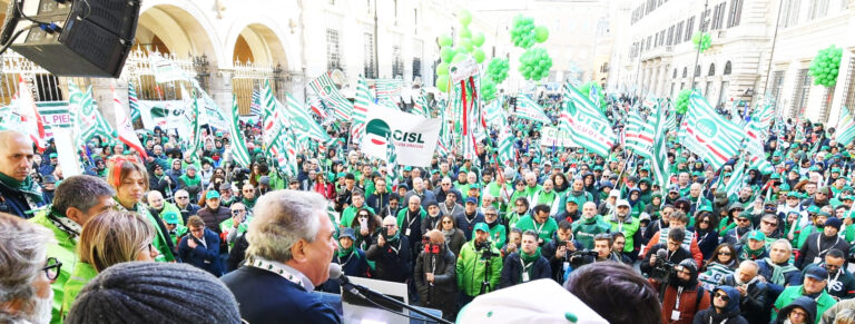 25/11/2023 – Manifestazione nazionale Cisl a Roma. Sbarra: “La manovra va cambiata. Serve un nuovo patto sociale per la sicurezza e la crescita del Paese. NO alla VIOLENZA SULLE DONNE”